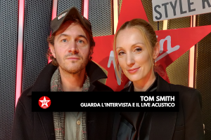 Tom Smith: guarda l'intervista e il live acustico a Virgin Radio Tom Smith: guarda l'intervista e il live acustico a Virgin Radio