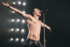 Yungblud: guarda le foto più belle e la scaletta del concerto a Bergamo