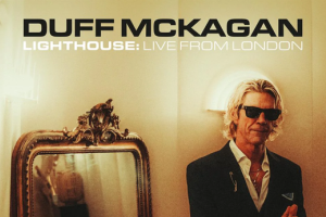 Duff McKagan – Lighthouse: Live From London: partecipa all'estrazione finale dell'album in formato 2 LP
