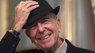 Hallelujah, la storia del capolavoro di Leonard Cohen. Il malinconico inno per la società del XX secolo