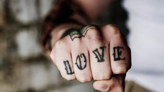 I tatuaggi più richiesti sono quelli più banali, parola di tatuatori