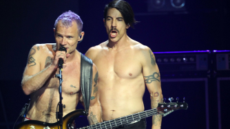 Red Hot Chili Peppers, Flea: “Io ed Anthony facevamo uso di una droga peggiore dell’eroina”