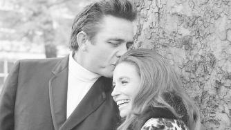 Johnny Cash e June Carter, ecco come iniziò una delle più belle storie d’amore nel rock