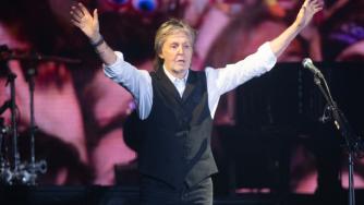 The Beatles, Paul McCartney ha suonato “Help” per la prima volta in 35 anni. Guarda il video