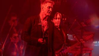 Queens Of The Stone Age: le foto più belle e la scaletta del concerto al Teatro Lirico di Milano