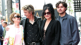 Green Day, Billie Joe Armstrong: "non sono uno di quei padri che spingono i figli a fare carriera, sono più che altro un loro compagno!"