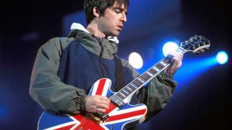 Oasis, il manoscritto di "Don’t Look Back in Anger" è stato venduto all'asta per oltre 20.000 sterline