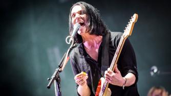 Placebo, Brian Molko sugli Oasis: "penso che non siano mai stati dei grandi autori di canzoni"