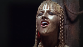 The Cranberries, la storia e il vero significato di Zombie. Ecco perché era così importante per Dolores O’Riordan