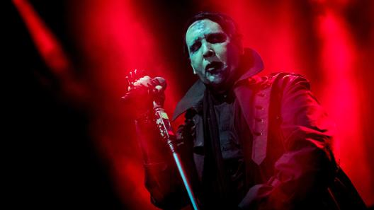 Marilyn Manson congeda il bassista Twiggy Ramirez, dopo essere stato accusato di stupro dalla sua ex fidanzata
