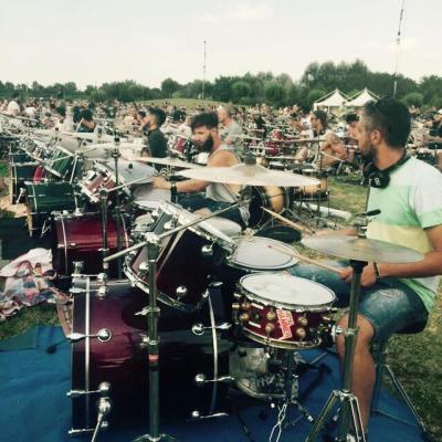 Rockin'1000